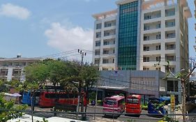 Vacsava Hotel